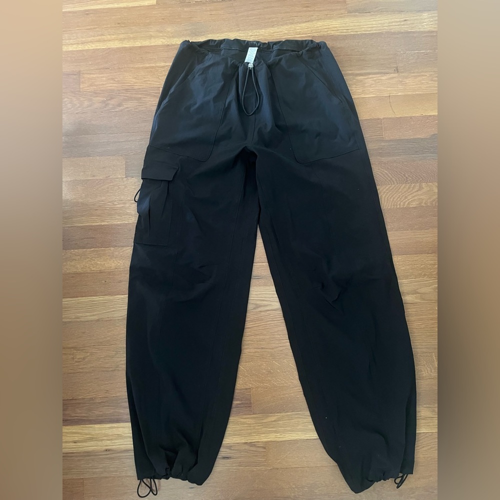ALO Yoga Black Drawstring Pants